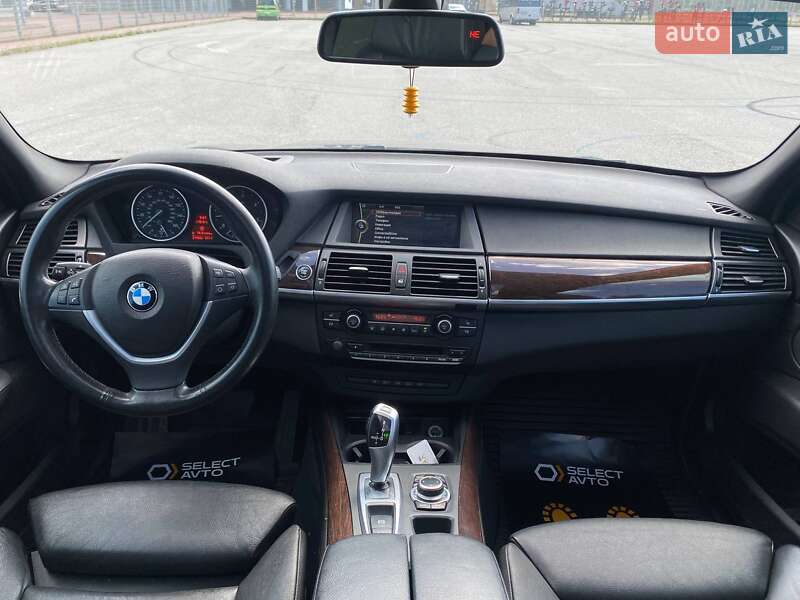 Позашляховик / Кросовер BMW X5 2012 в Львові