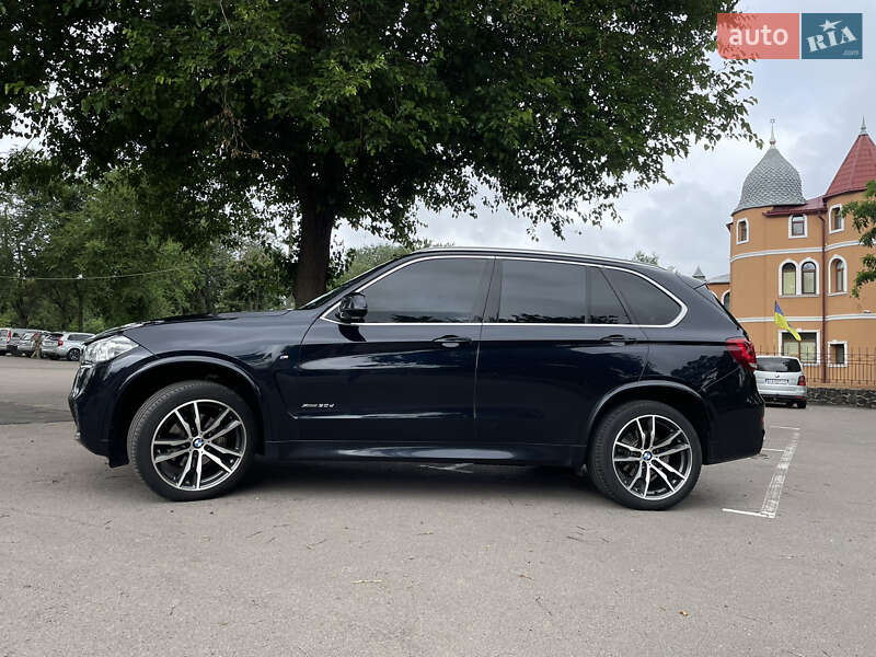 Внедорожник / Кроссовер BMW X5 2017 в Черкассах