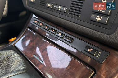 Внедорожник / Кроссовер BMW X5 2004 в 