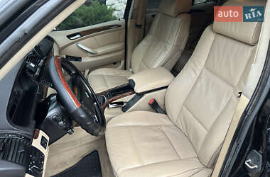 Внедорожник / Кроссовер BMW X5 2003 в 