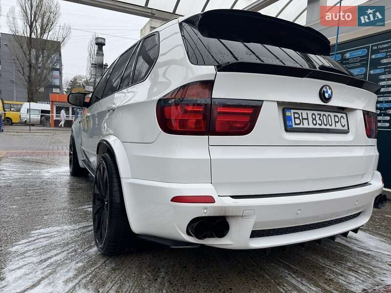 Внедорожник / Кроссовер BMW X5 2010 в Одессе