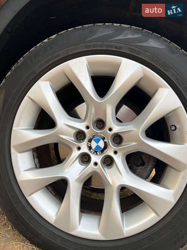 Внедорожник / Кроссовер BMW X5 2011 в Николаеве