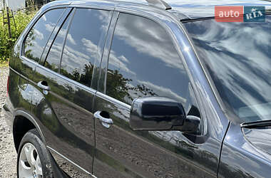 Позашляховик / Кросовер BMW X5 2002 в 