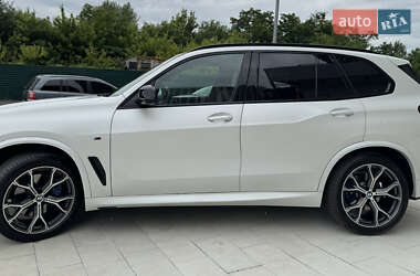 Позашляховик / Кросовер BMW X5 2021 в 