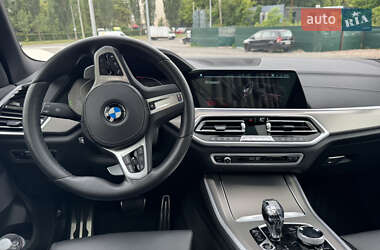 Позашляховик / Кросовер BMW X5 2021 в 
