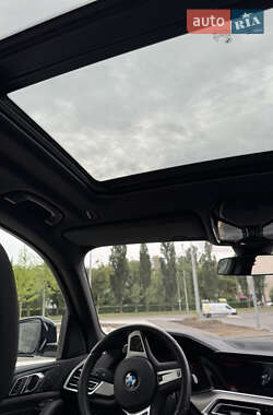 Позашляховик / Кросовер BMW X5 2021 в 