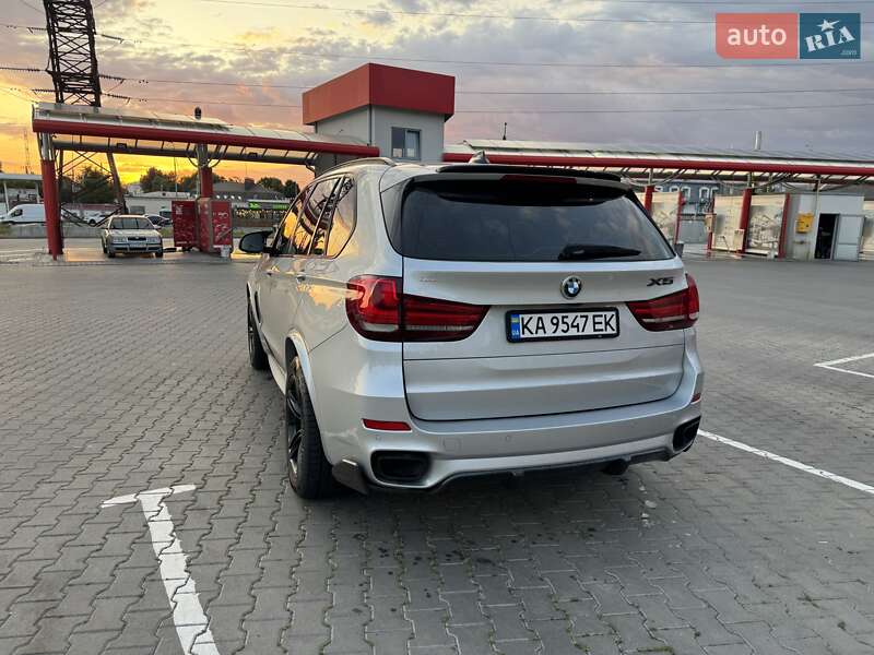 Позашляховик / Кросовер BMW X5 2015 в Києві