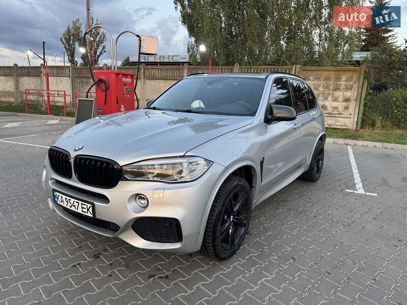 Позашляховик / Кросовер BMW X5 2015 в Києві