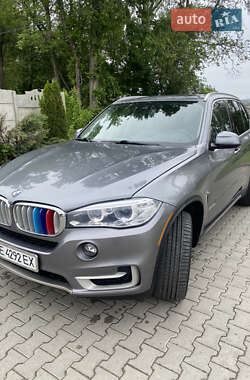 Позашляховик / Кросовер BMW X5 2015 в 