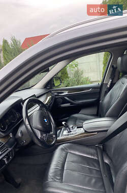 Позашляховик / Кросовер BMW X5 2015 в 
