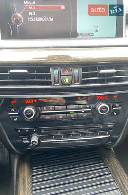 Позашляховик / Кросовер BMW X5 2015 в 