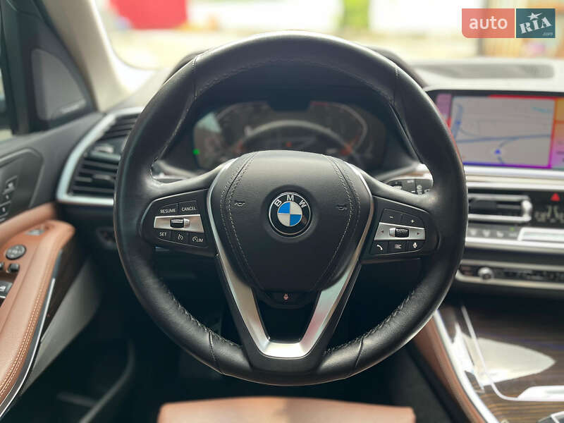 Внедорожник / Кроссовер BMW X5 2021 в Киеве