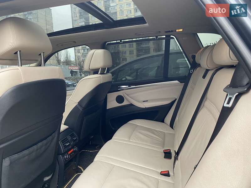Позашляховик / Кросовер BMW X5 2012 в Києві фото 15 Позашляховик / Кросовер BMW X5 2012 в Києві