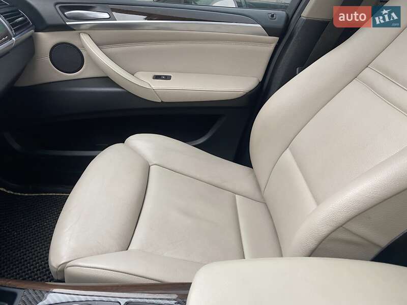 Позашляховик / Кросовер BMW X5 2012 в Києві фото 12 Позашляховик / Кросовер BMW X5 2012 в Києві