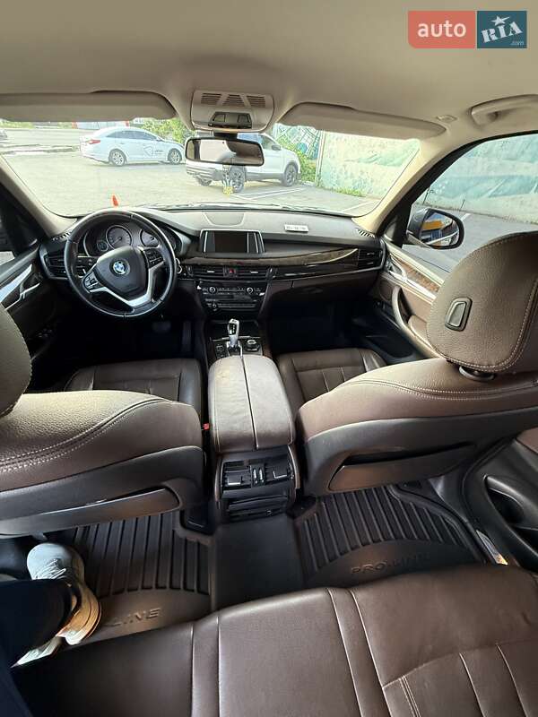 Внедорожник / Кроссовер BMW X5 2015 в Киеве