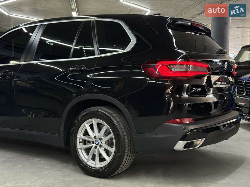 Внедорожник / Кроссовер BMW X5 2022 в Одессе