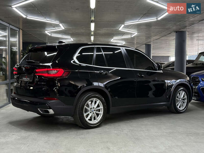 Внедорожник / Кроссовер BMW X5 2022 в Одессе