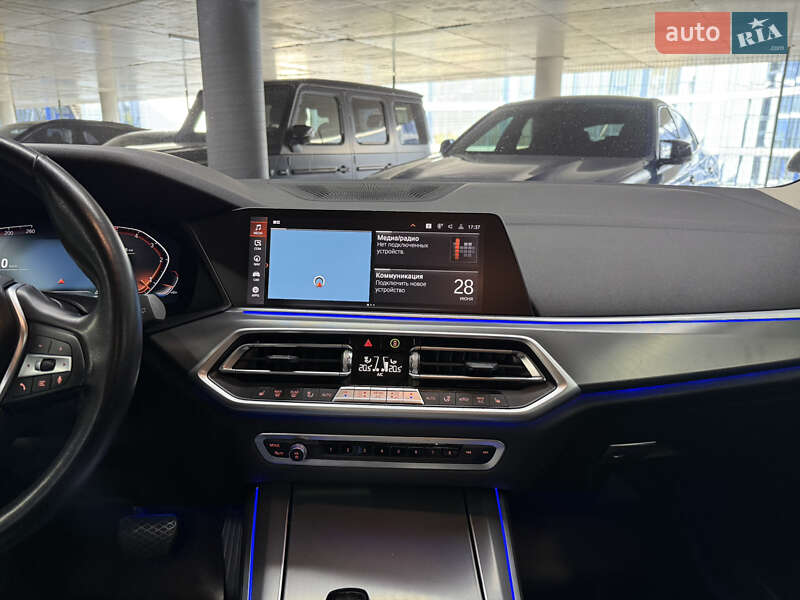 Внедорожник / Кроссовер BMW X5 2022 в Одессе