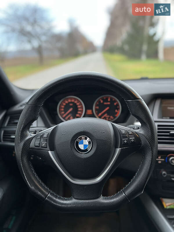 Позашляховик / Кросовер BMW X5 2009 в Чернівцях