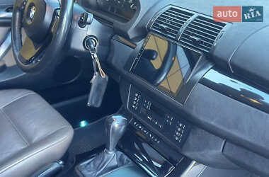 Позашляховик / Кросовер BMW X5 2006 в 