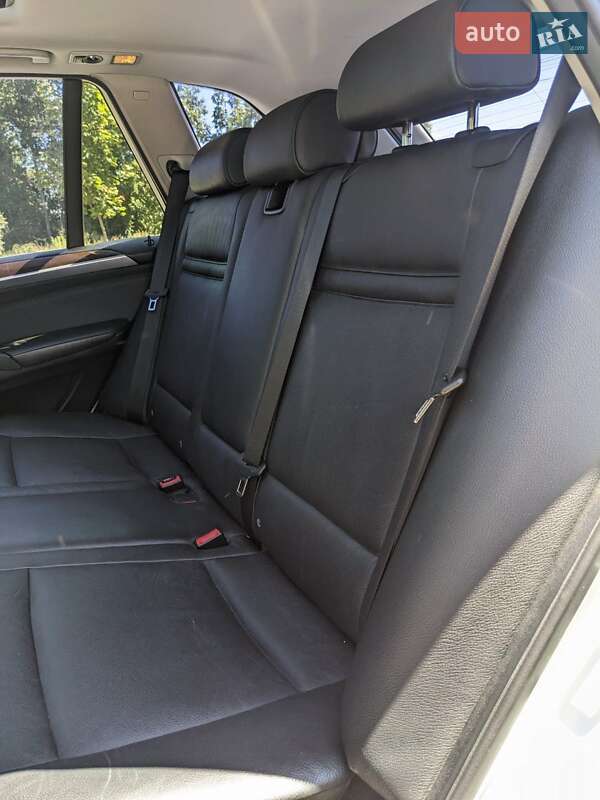 Внедорожник / Кроссовер BMW X5 2010 в Львове