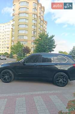 Позашляховик / Кросовер BMW X5 2017 в 