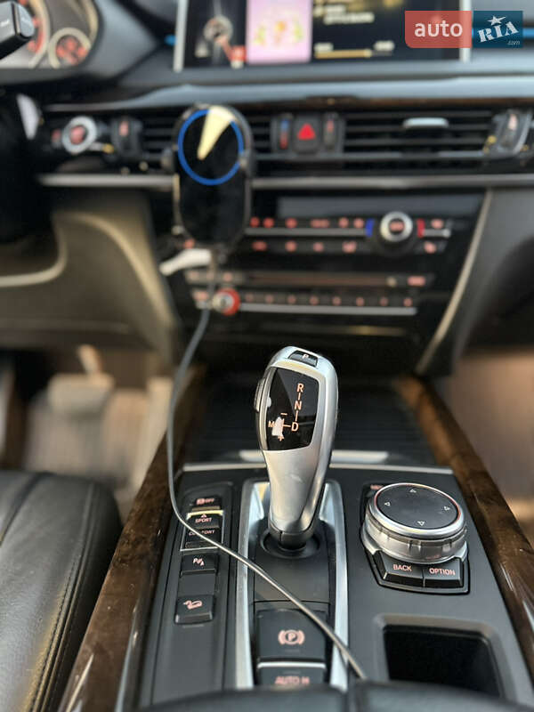 Внедорожник / Кроссовер BMW X5 2015 в Львове
