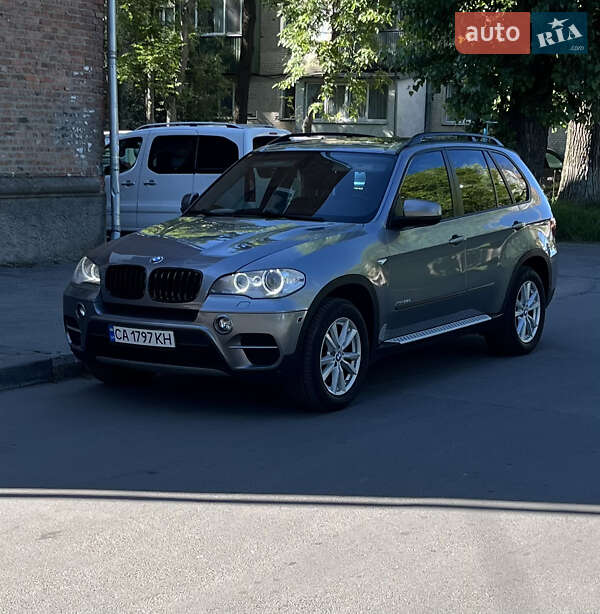 Внедорожник / Кроссовер BMW X5 2012 в Хмельницком