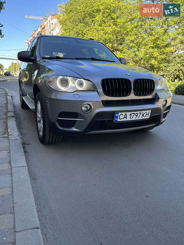 Внедорожник / Кроссовер BMW X5 2012 в Хмельницком