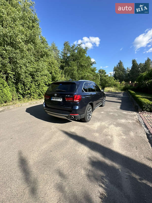 Внедорожник / Кроссовер BMW X5 2014 в Ровно