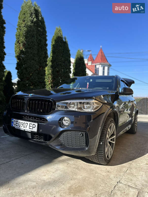 Позашляховик / Кросовер BMW X5 2015 в Чернівцях