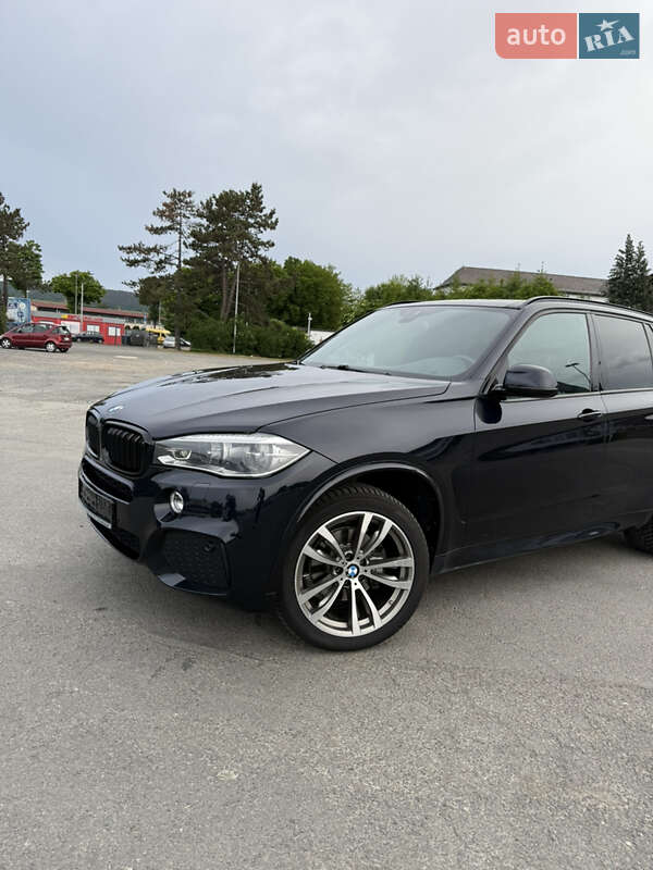 Позашляховик / Кросовер BMW X5 2015 в Луцьку
