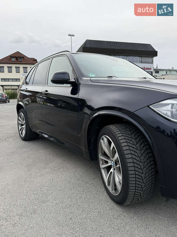 Позашляховик / Кросовер BMW X5 2015 в Луцьку