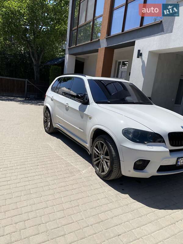 BMW X5 2011