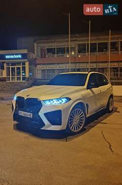 Внедорожник / Кроссовер BMW X5 2018 в 