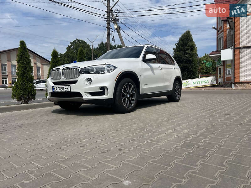 Позашляховик / Кросовер BMW X5 2016 в Києві