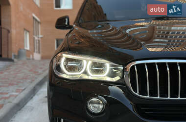 Позашляховик / Кросовер BMW X5 2014 в 