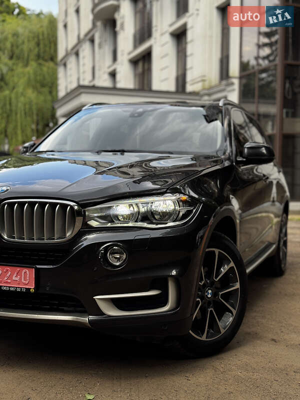 Позашляховик / Кросовер BMW X5 2014 в Чернівцях