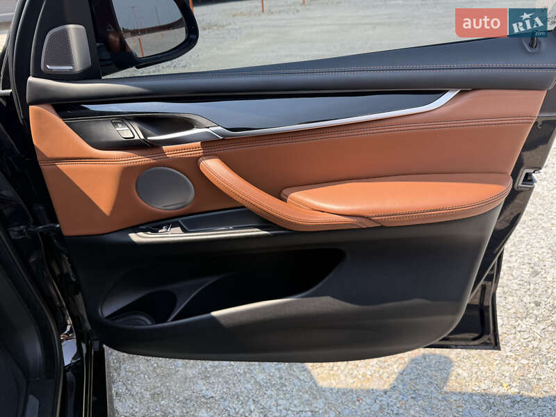 Внедорожник / Кроссовер BMW X5 2017 в Ирпене