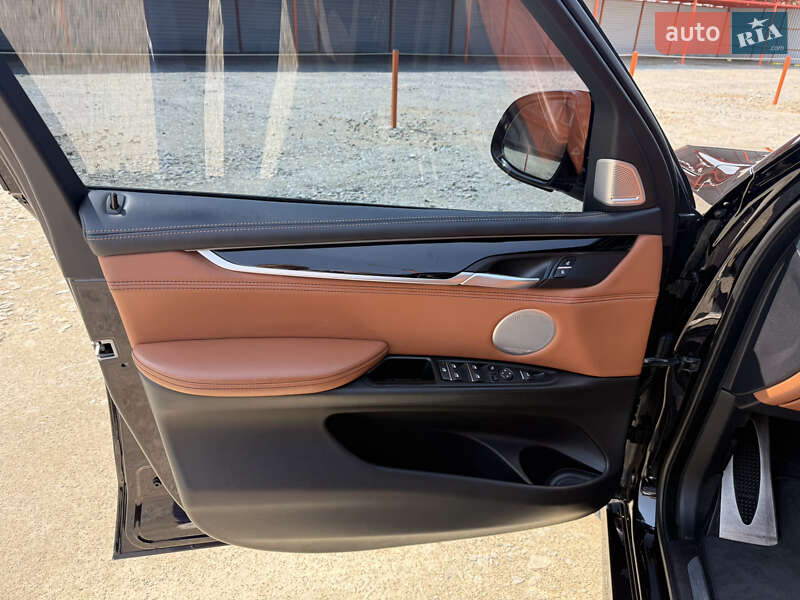 Внедорожник / Кроссовер BMW X5 2017 в Ирпене