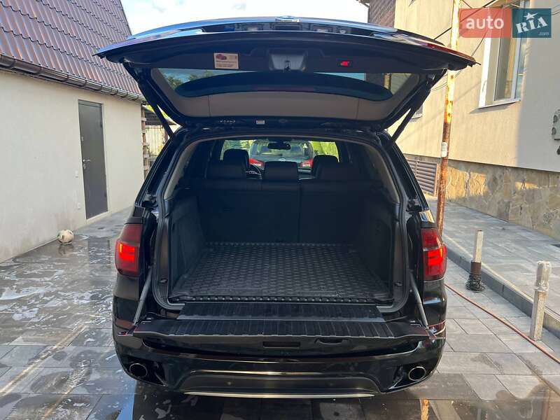 Внедорожник / Кроссовер BMW X5 2011 в Днепре