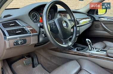 Внедорожник / Кроссовер BMW X5 2011 в 