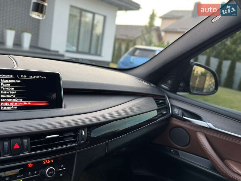 Внедорожник / Кроссовер BMW X5 2015 в Ровно