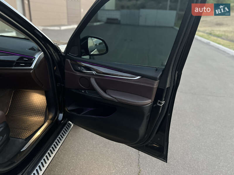 Внедорожник / Кроссовер BMW X5 2014 в Кривом Роге