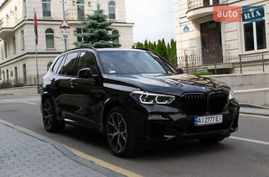 Внедорожник / Кроссовер BMW X5 2019 в 