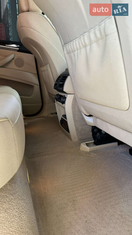 Внедорожник / Кроссовер BMW X5 2012 в Ладыжине