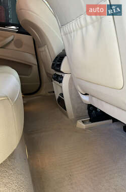 Внедорожник / Кроссовер BMW X5 2012 в 