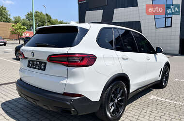 Позашляховик / Кросовер BMW X5 2019 в 