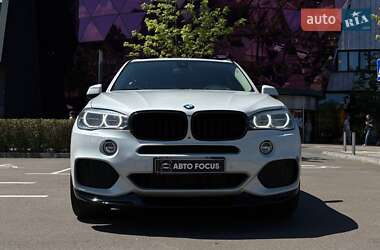 Позашляховик / Кросовер BMW X5 2016 в 