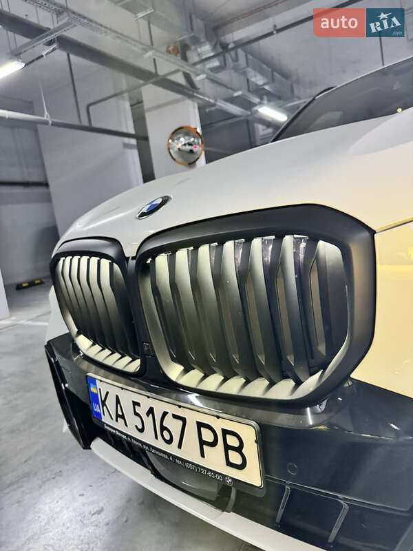 Позашляховик / Кросовер BMW X5 2024 в Києві